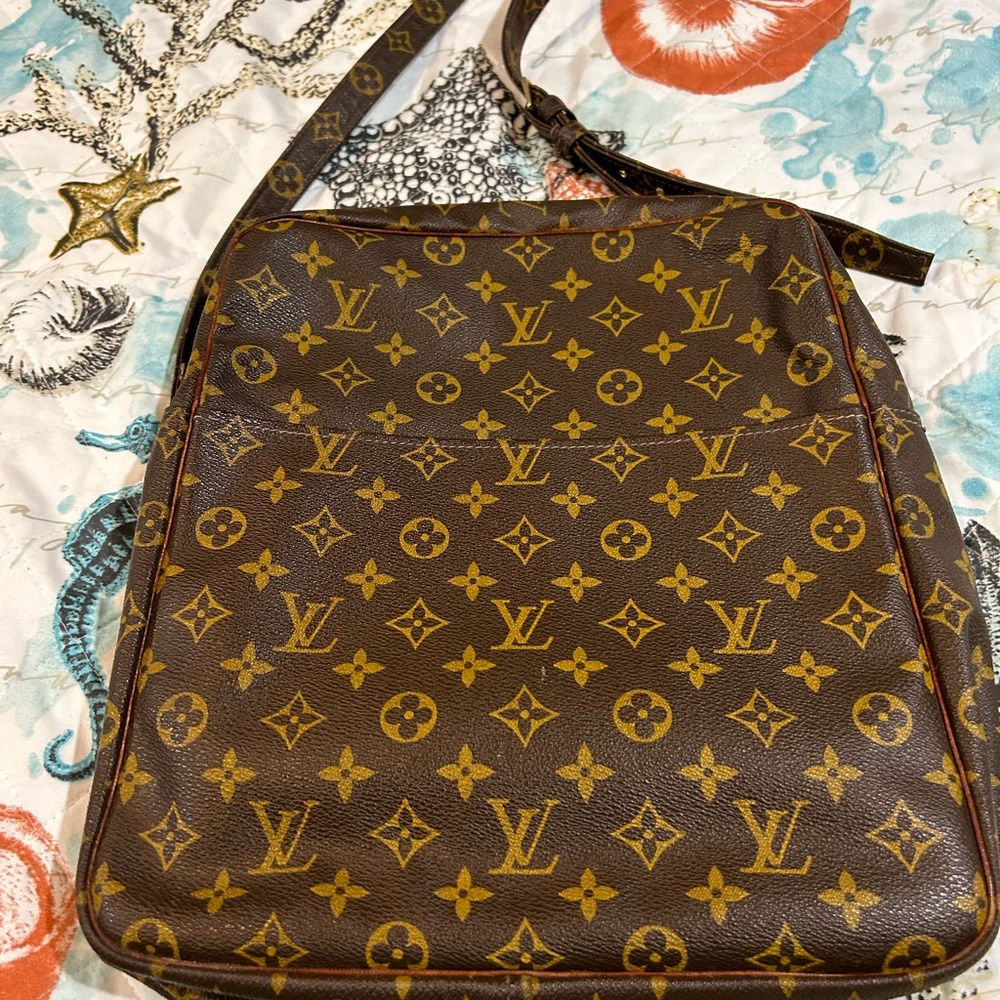 Louis Vuitton office carry all bag
